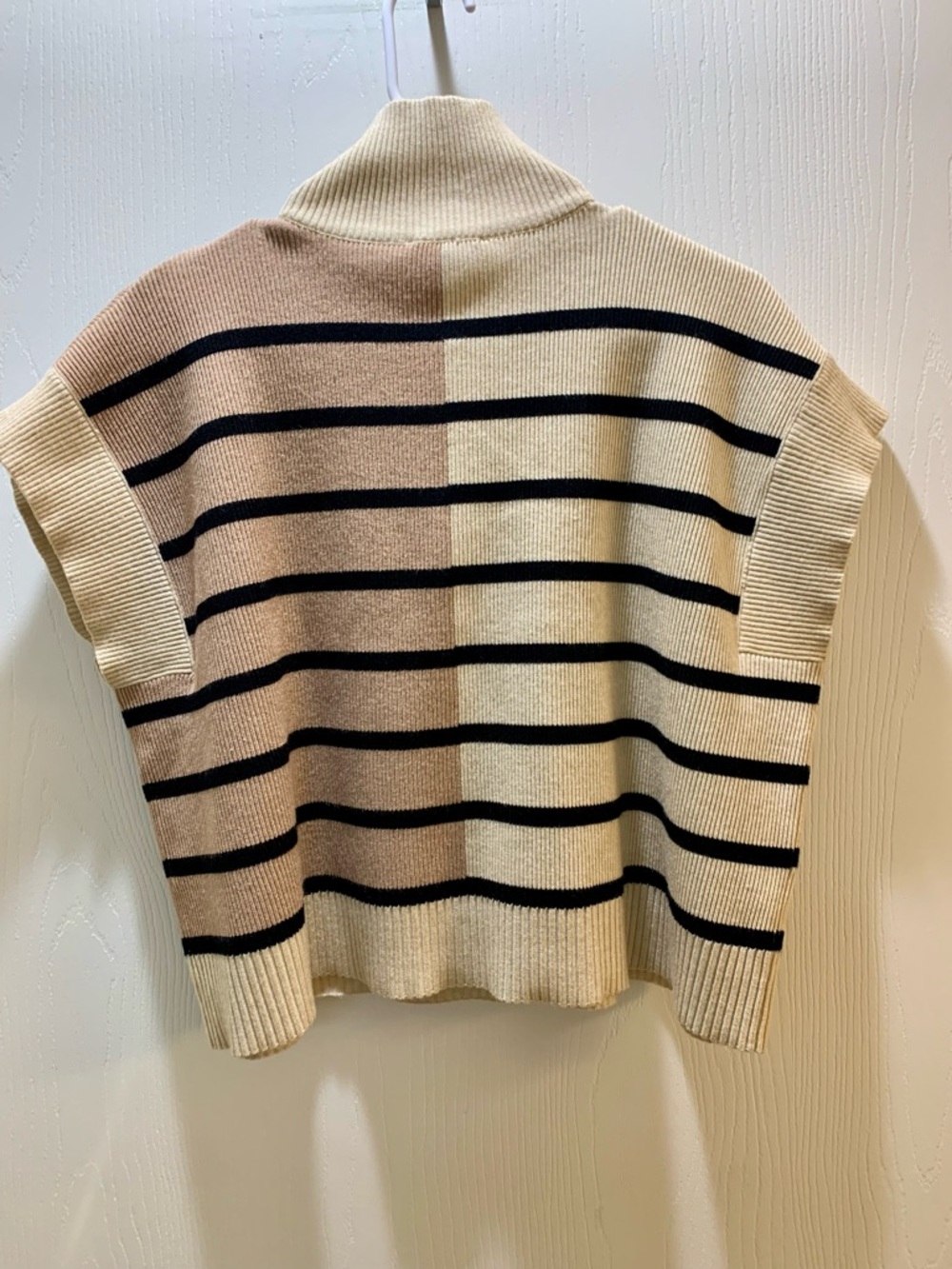 entro Cream and Black Striped Half-Zip Sweater Vest - Picture 5 of 12